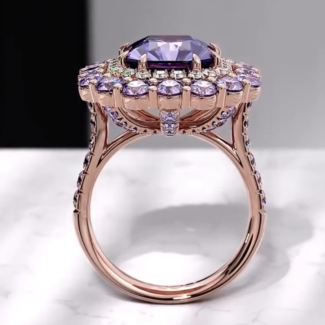 "The Regal Aura"🔮 Ziara Signature Ring in Rose Gold
